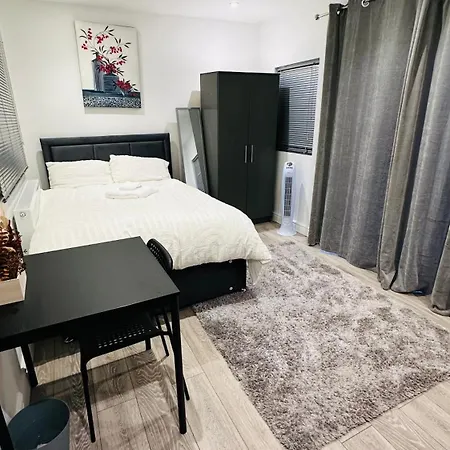 Appartement Cosy And Comfy à Londres Extérieur photo